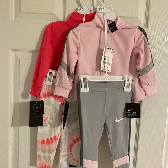 Nike Other - DO NOT PUTCHASE, as a beginner I posted this twice. It is SOLD